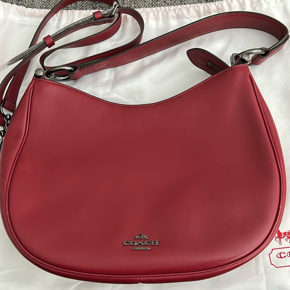 COACH SCOUT RED LEATHER HOBO SHOULDER BAG